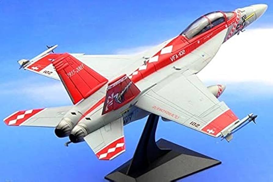 ドラゴン 1/72 F/A-18F SUPER HORNET VFA-2 訳あり Amazon.co.jp: Dragon 1:72 F/A-18F Super Hornet VFA-102