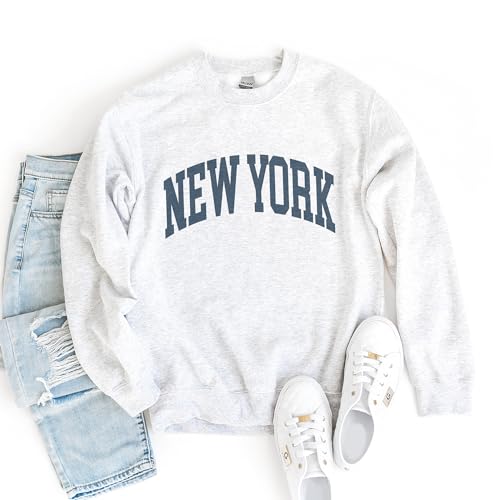 New York City Sweatshirt, NYC Pullover, Vintage Aesthetic Varsity, Trendy Travel Gift For Him or Her, Unisex Crewneck Sweatshirt4
