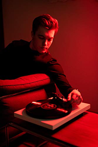 Image of Pro-Ject Debut Carbon EVO Turntable with Sumiko Rainier Cartridge (Gloss White)