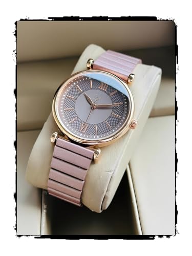 Image of AMERICANVIBER Women's Green Analog Wrist Watch - Elegant Round Dial, Modern Adjustable Strap, Stylish Lightweight Casual & Office Wear Watch for Girls & Ladies, Perfect Daily Use Fashion Accessory
