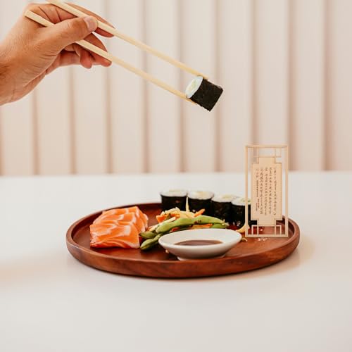 Plato japonés para sushi de madera beige miniatura 5