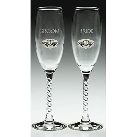 Mullingar Pewter Pair Bride and Groom Flutes with Gold-plated Pewter Claddagh (11 oz.) Cover