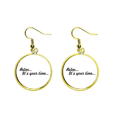 Pendientes dorados drop de alta joyería y diseño estilizado para mujer