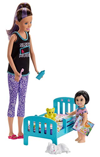 Barbie- Skipper Babysitter Playset Nanna, Lettino e Accessori, Giocattolo per Bambini 3+ Anni, GHV88