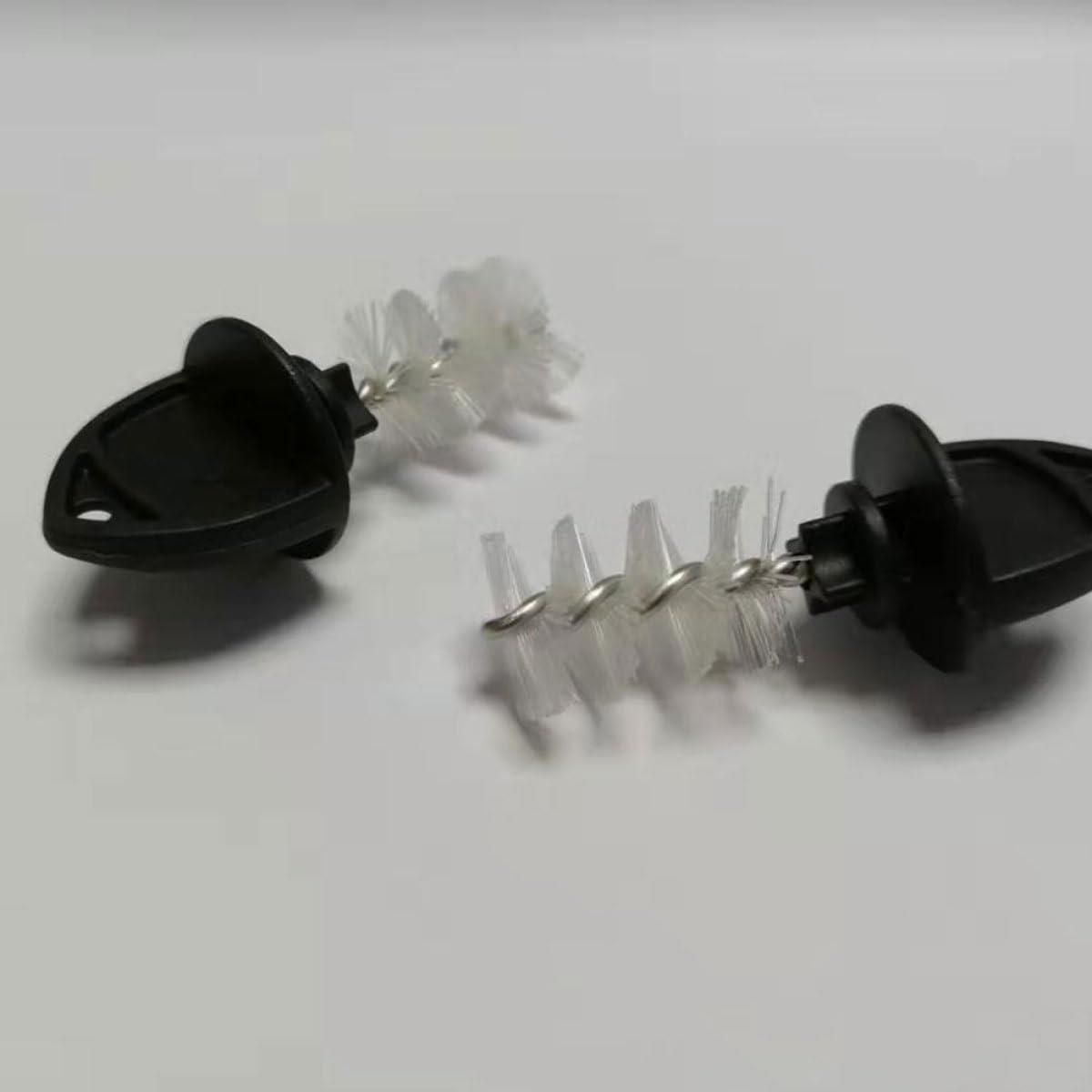 Kichvoe Set da 10 Pezzi Spazzole Pulizia per Rubinetto Birra in Acciaio Inox e Plastica, Coperchio Sigillante per Rubinetti Bar Standard, Accessori per Pulizia e Protezione Antispina,