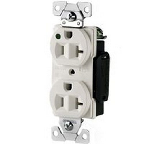 Eaton Receptacle Hospital Grade Duplex 20 amps 125 Volts 2P3W Stamper-Resistant B/Swire White with Free! screwless Plate Offer a 5.00 Value.(AH8300W)