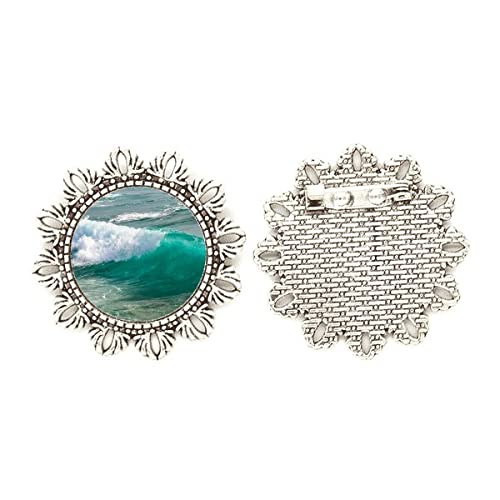 Broche de plata con olas de mar un regalo de diseño científico y floral
