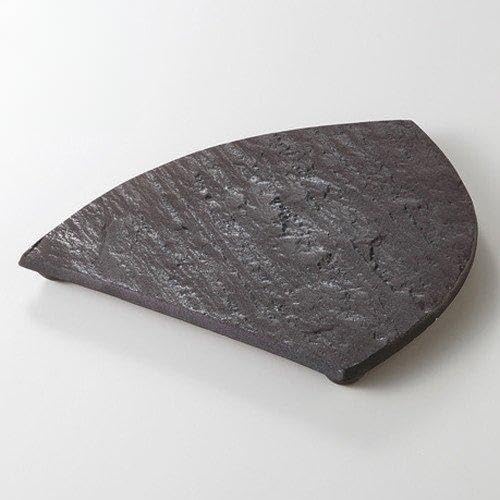 セトモノホンポ(Setomonohonpo) Set of 3, Black Ceramic Stone Triangular Plate, 10.0 x 8.7 x 0.8 inches (25.5 x 22 x 2 cm), 22.2 oz (633 g), Appetizer Plate, Japanese Tableware, Restaurants, Commercial Use,
