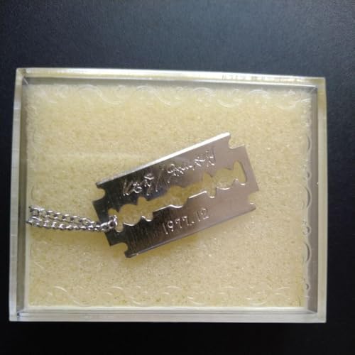 最終値下げ激レア　47年前非売品　沢田研二さんネックレス 希少】沢田研二 JULIE カミソリ型ネックレス&ピンバッヂSET ジュリー