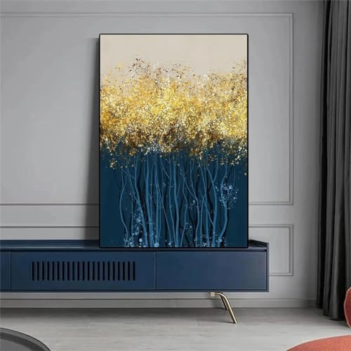 Toile arbres bleus feuilles dorées pour créer un salon chaleureux et design