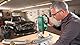 Bosch Tischbohrmaschine PBD 40 (710 W, Max. Bohr-Ø in Stahl/Holz: 13 mm/40 mm, Bohrhub 90mm, im Karton)