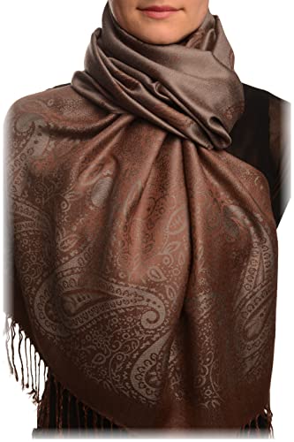Écharpe marron motif paisley douce pour vos sorties d'hiver