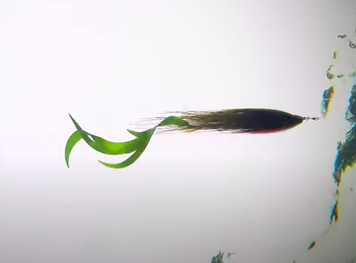 Dragon Wiggle streamer tails fly fishing predator 95mm (CHARTREUSE) - Image 2