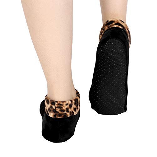 XGOPTS Womens Non Slip Grip Socks Leopard Print Soft Cozy Thick House Indoor Boot Sock Shoes Winter Thermal Fleece Slipper Socks4