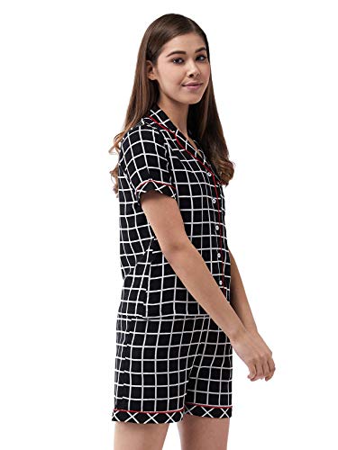 Image of Miss Chase Women's Black Collared Short Sleeves Printed Regular Top & Shorts Set with 2 Side Pockets