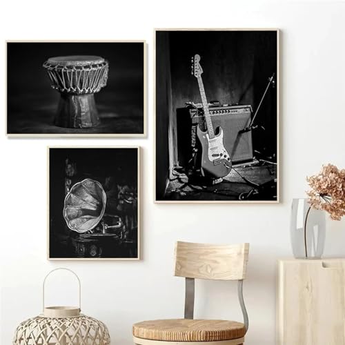 Peinture piano guitare violon noir et blanc decoration interieur salon