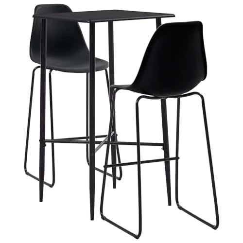 Mesa de bar con taburetes para crear un rincón de pub en tu jardín