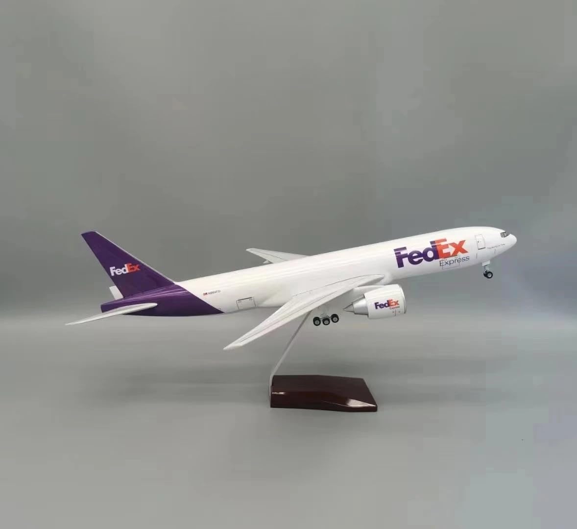 Amazon.com: ANDSYYDS 47CM 1/157 Scale B777 Aircraft Model FedEx