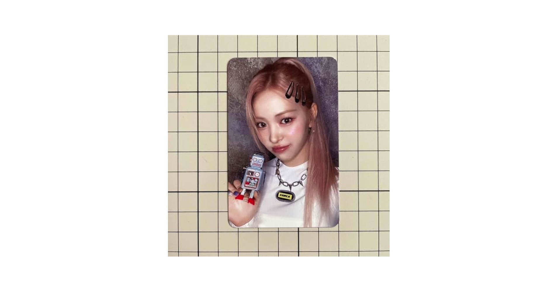 ITZY リュジン  サノク　Born to be untouchable ITZY 