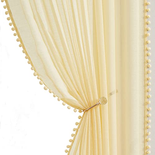 Treatmentex Boho-Gardinen ​​aus transparentem Voile, mit Pompons und Quasten verziert, Ösenvorhang für Wohnzimmer Schlafzimmer​, Gelb, 140 x 225 cm, 2er-Set