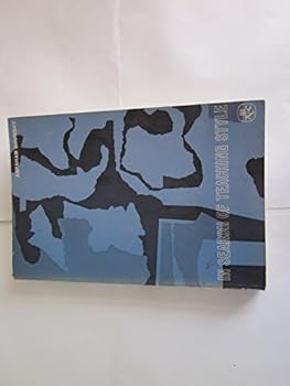 Paperback In Search of Teaching Style: with the Participation of Adaia Shumsky... Book