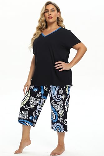 Image of Vozanet Women's Pajamas Set Soft V Neck Sleepwear Top and Capri Pj Lounge Sets Cartoon Heart Shape Cat Nighty Plus Size