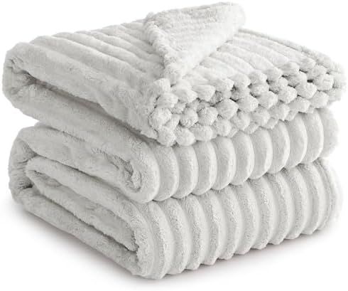 RUIKASI Kuscheldecke 220x240 Flauschig Decke Hellbeige - XXL Wolldecke Sofadecke für Couch & Bett, Wohn- & Kuscheldecken, Weiche Fleecedecke Warme Große Wohndecke Cord Blanket
