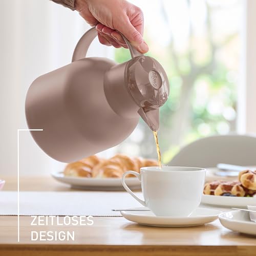 Emsa Samba Isolierkanne, 1 Liter Fassungsvermögen, Quick Press Verschluss, 100% dicht, 12h heiß und 24h kalt, mit Glaskolben, made in Germany, Transluzent/Taupe, 509820 5