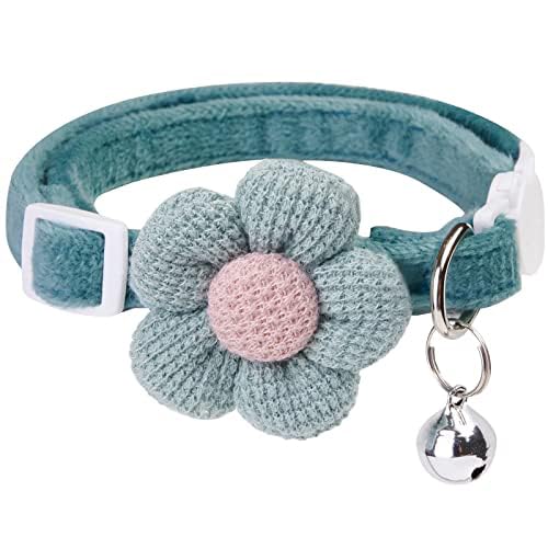 Breakaway Cat Collars with Bells, MUZIEBA Kitten Collar for Girl Boy Adjustable Safety Kitty Collars for Cats Puppy and Small Pets (Green)