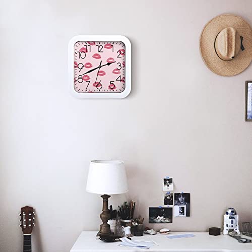 Horloge lèvre rouge décorative à grands chiffres offrant une excellente lisibilité