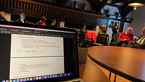 Folge 8: KiTa An Kaemenas Hof, Planungskonferenz Bau und Hundeauslauf