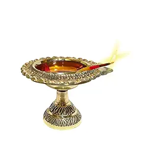 Santosh Bhakti Bhandar Brass Diya (2.5 x 1.5 x 2 inch, Gold)