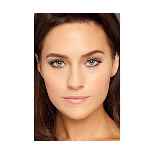 butter LONDON Stroke of Wow Volumizing Mascara, Double-Sided Brush, Long-Wearing and buildable, Castor Seed Oil, Cruelty-Free, Gluten Free, Vegan