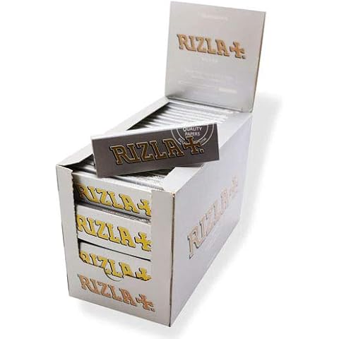 RIZLA Silver Regular Size Slim Rolling Paper - Pack of 100, 300 g Cover