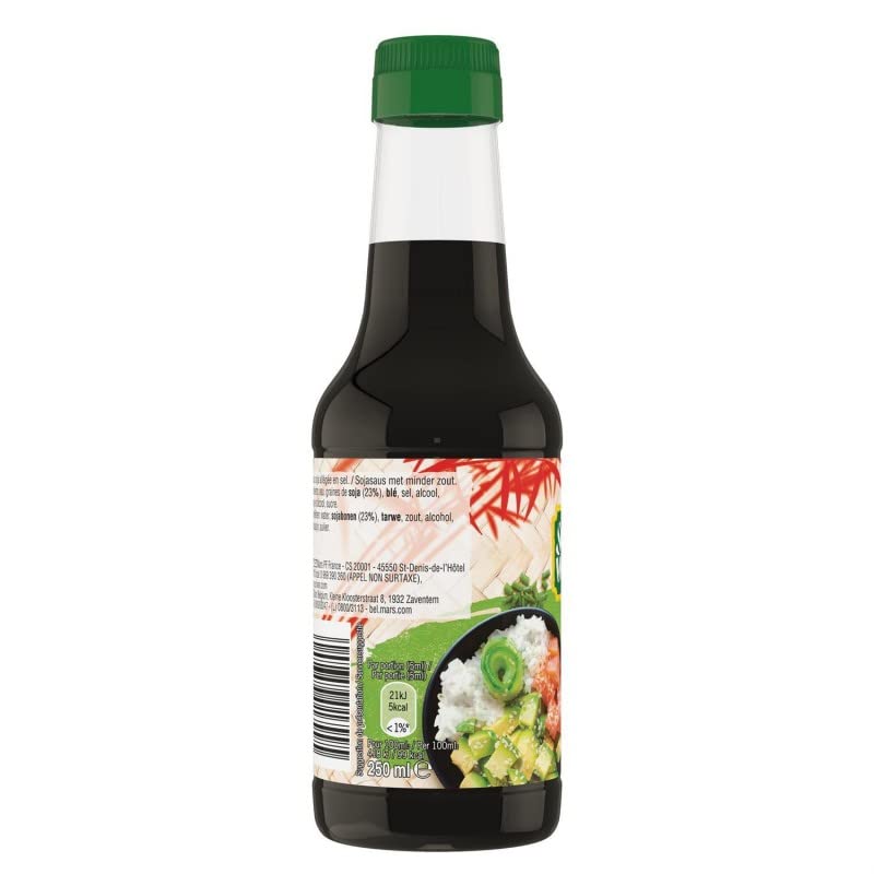 Suzi Wan Sauce Soja Allégée en Sel 250ml - Délicieuse Sauce Soja Asiatique Faible en Sel pour une Saveur Authentique. Parfait pour les Plats du Monde! - Le Lot De 3
