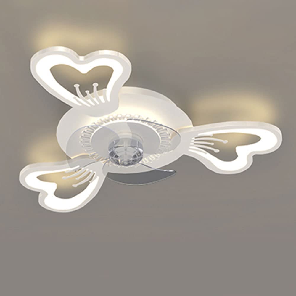 Ventilateur de plafond muet pour un salon lumineux et frais en été