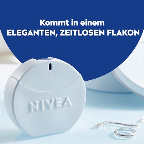 Nivea Eau de Toilette (30 ml) with the Unparalleled Fragrance of Nivea Cream in an Elegant Perfume Bottle and Nivea Gift Box, Women's Fragrance, Complements Nivea Care Products