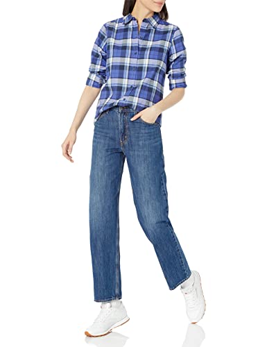 Image of Amazon Essentials Women's Regular-Fit Long-Sleeve Lightweight Plaid Flannel Shirt with Brushed Finish, Shirttail Hem