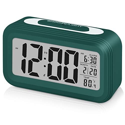 Sarsumir Réveil Numérique Reveille Digital Reveil Matin Silencieux et Intelligent à Piles avec LED Reveil Lumineux avec Fonction Snooze Date Température...