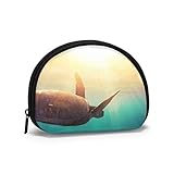 Die kompakte Größe dieses praktischen Kleingeldhalters macht es einfacher, ihn aufzubewahren und mitzunehmen, wohin Sie auch gehen. Sie können es in Ihrer Tasche oder Handtasche aufbewahren, wenn Sie für den Tag unterwegs sind, im Handschuhfach, so dass Sie beim Fahren oder in Ihrem Rucksack bezahlen können, wenn Sie in der Schule sind.