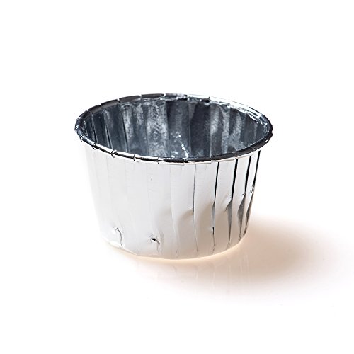 Restaurantware 3.1 Ounce Cupcake Liners, 200 Small Disposable Baking Cups - Pleated, Grease-Resistant, Metallic Silver Paper Muffin Liners, Oven-Safe, For Parties Or Weddings - Restaurantware #TOP1