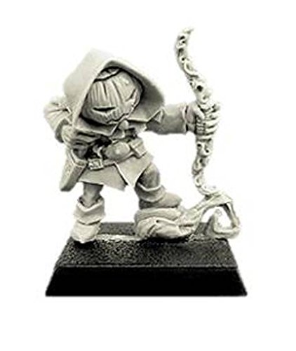 SpellcrowDyniaq with a Bow