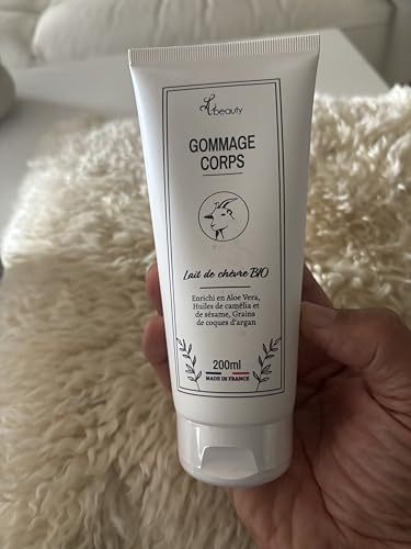 EXTRACCIÓN CUERPO DE LECHE DE CABRA BIO, ACEITES DE CAMELIA Y SESAME, GRANOS DE CASCO DE ARGÁN