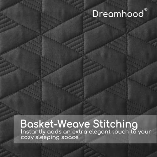 Dreamhood Full/Queen Quilt Bedding Set, Black Pattern Polyester Bedspread Set, Lightweight Quilts Breathable Coverlet Set, Ultra Soft For All Season (1 Quilt, 2 Pillow Shams) #TOP1