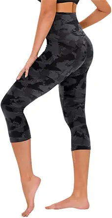 TNNZEET Capri Leggings for Women - Tummy Control Black Leggings with Pockets High Waisted Yoga Pants Workout Cycling Leggings