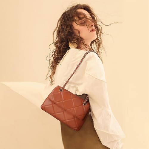 Image of Gladdon Quilted Crossbody Purses for Women Small Ladies Shoulder Bags with Chain Trendy Clutch Purse Cute Designer Bag