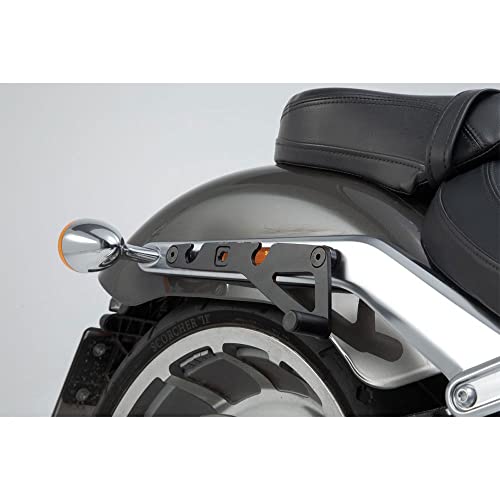 Support latéral droit SLH LH1 moto Harley Fat Boy Breakout S fixation sacoche