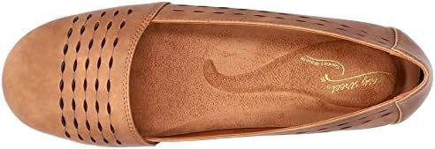Easy Street Women's Isha Ballet Flat, Tan, 7 X-Wide | Image 4