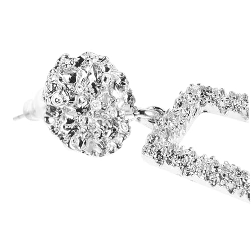 Bijoux géométriques à offrir : élégant clip d'oreille britannique