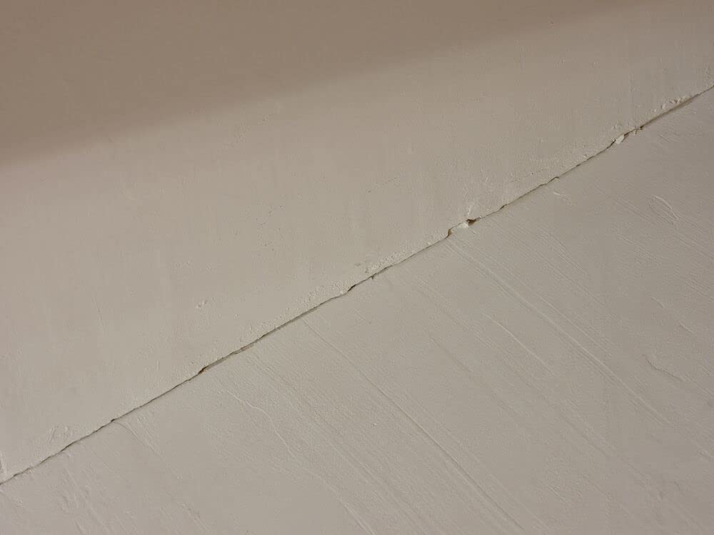POLYFILLA STUCCO FESSURE, per muro Interno ed Esterno, Pronto Uso, riempimento fino a 1cm di profondità, in Pasta BIANCO 330 GR